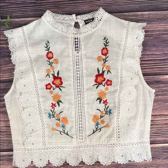 SHEIN Tops - SHEIN Gorgeous White Floral Embroidered Crocheted Shift Blouse NWOT 100% Cotton